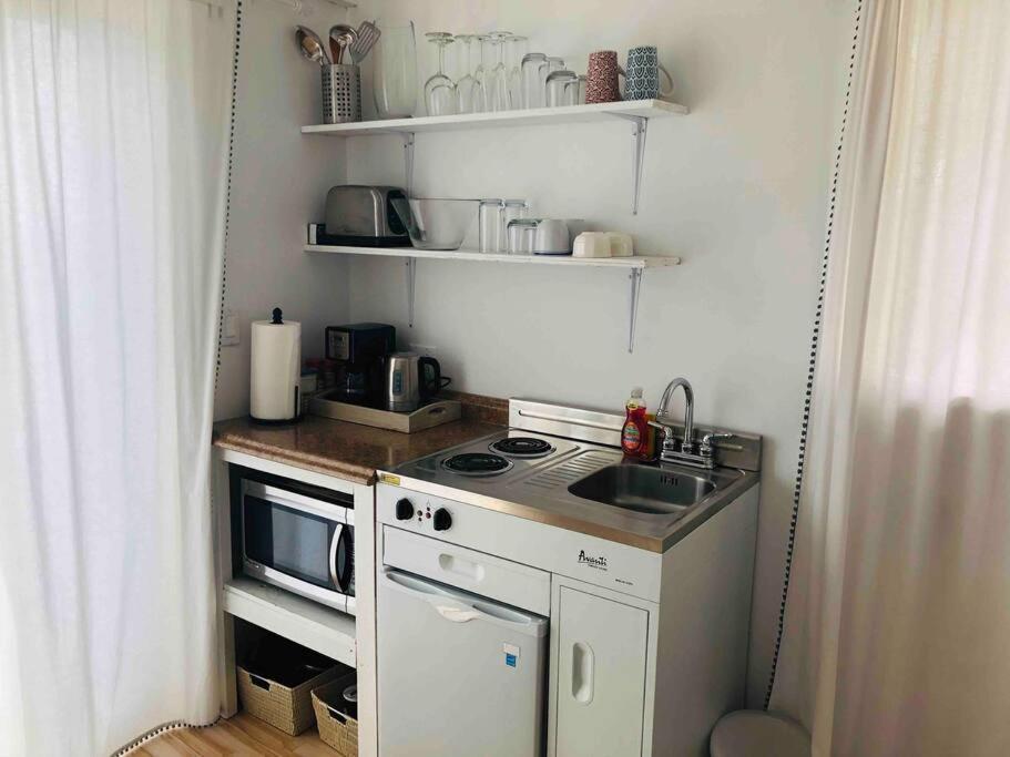 30 Pct Off!! Limited Time! Malibu Charming Getaway With King Bed, Near Beach 외부 사진
